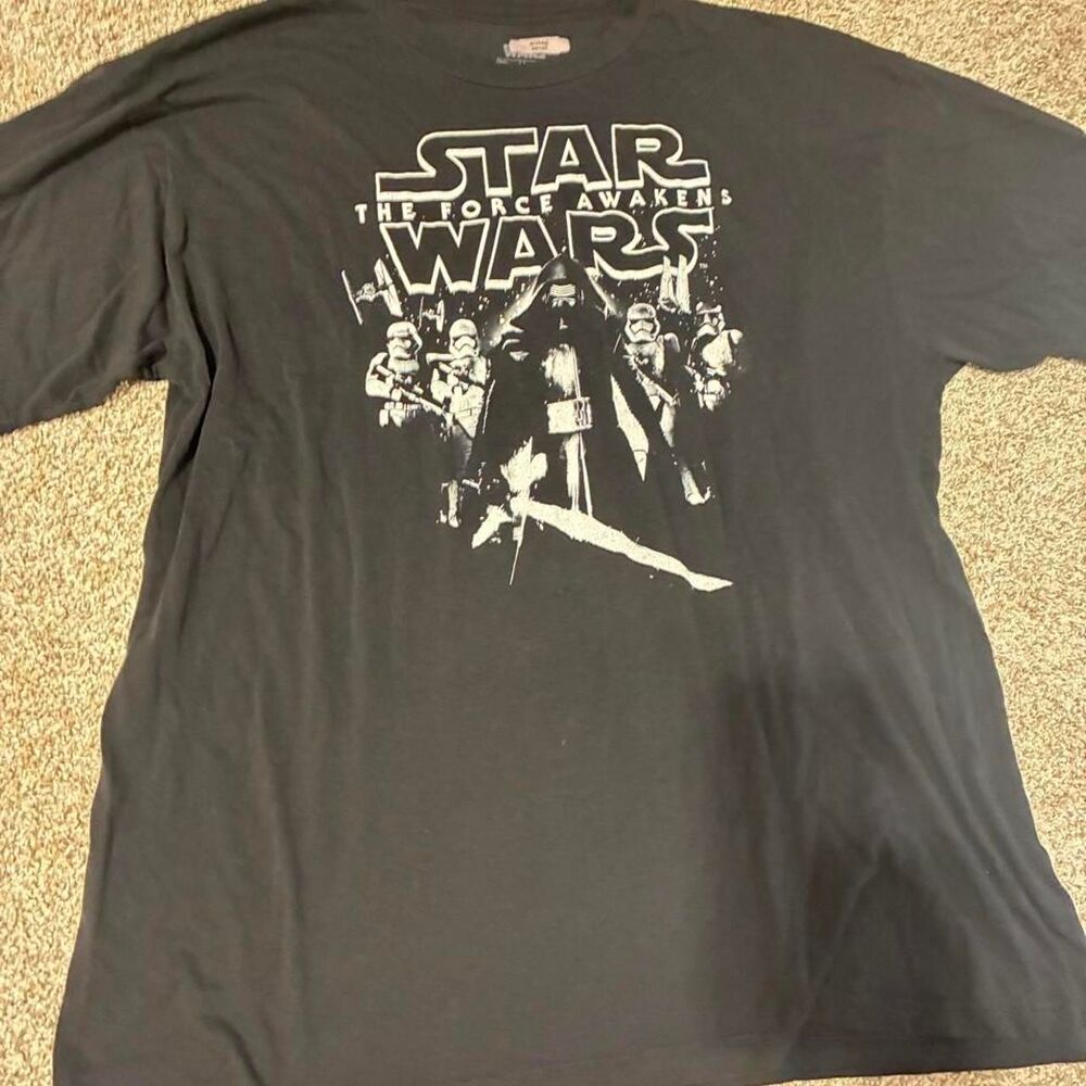 Star-wars Men's Grey and Black T-shirt